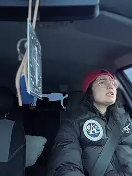 Snapshot of MeekyRich chatting on February 1, 2026, 2:10 am MeekyRich online show from February 1, 2026, 2:10 am