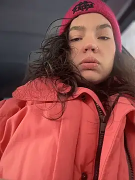 Snapshot of MeekyRich chatting on March 4, 2026, 3:01 am MeekyRich online show from March 4, 2026, 3:01 am