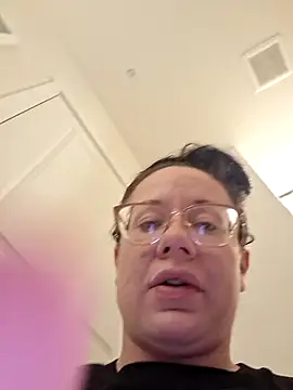 kinkikatie69 online show from February 11, 2026, 1:27 pm