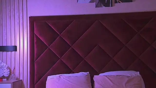 Snapshot of StacyHarland chatting on October 2, 2025, 4:30 am StacyHarland online show from October 2, 2025, 4:30 am