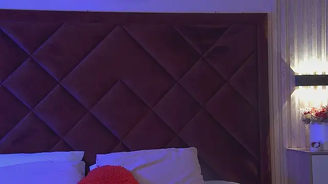 Snapshot of StacyHarland chatting on October 9, 2025, 4:32 am StacyHarland online show from October 9, 2025, 4:32 am