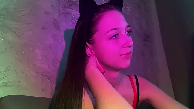 Snapshot of YourTemptation_ chatting on December 5, 2025, 12:36 pm YourTemptation online show from December 5, 2025, 12:36 pm