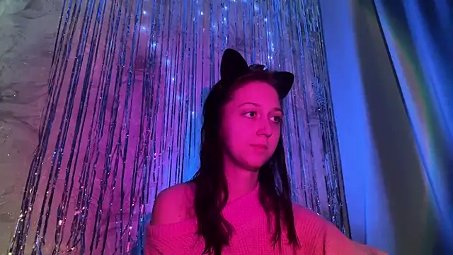 Snapshot of YourTemptation_ chatting on December 17, 2025, 3:07 pm YourTemptation online show from December 17, 2025, 3:07 pm