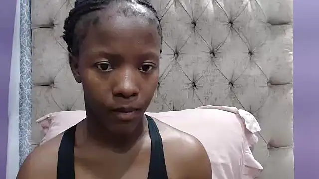 sexykea2002x online show from October 18, 2025, 7:09 am