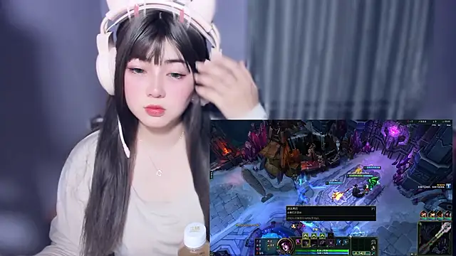 yuki3366 online show from February 5, 2026, 12:43 pm