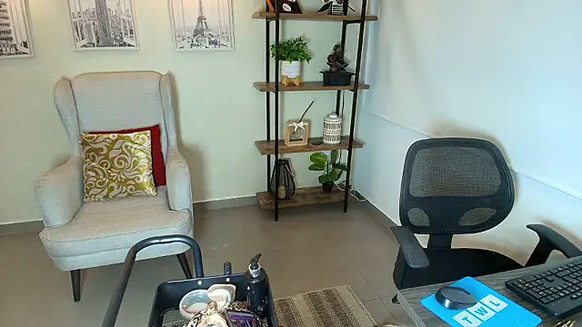  Victoria Collins online show from March 26, 2026, 11:38 am