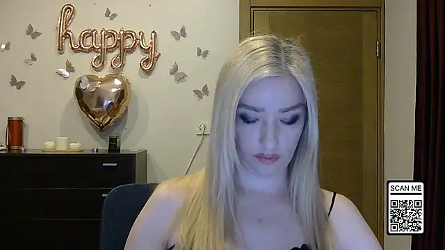 Wild Silk Desire online show from April 18, 2026, 5:28 pm