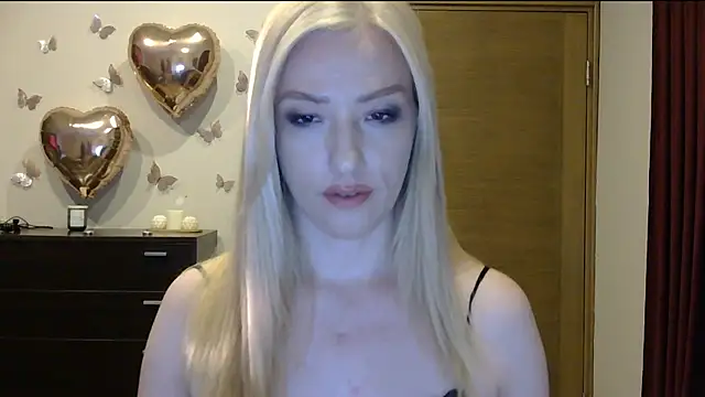 Snapshot of Wild_Silk_Desire chatting on June 30, 2026, 4:52 pm Wild Silk Desire online show from June 30, 2026, 4:52 pm