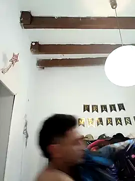 hotCOUPLEPETRA online show from April 12, 2026, 6:02 pm