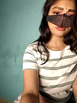 Riya 35 sexy online show from June 12, 2026, 6:51 pm