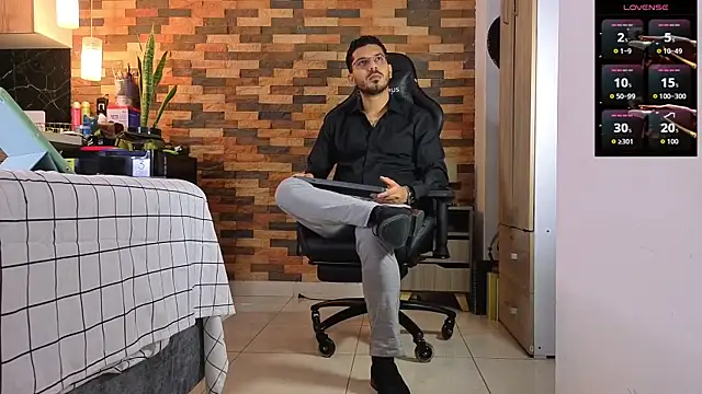 samuelcoopeer online show from April 23, 2026, 6:54 pm