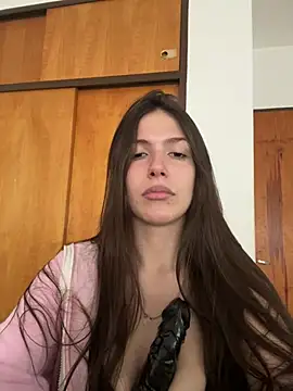 Snapshot of silvestflix chatting on April 20, 2026, 5:48 pm silvestflix online show from April 20, 2026, 5:48 pm