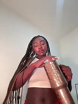 Snapshot of alissradiante1 chatting on February 10, 2026, 2:04 am alissradiante1 online show from February 10, 2026, 2:04 am