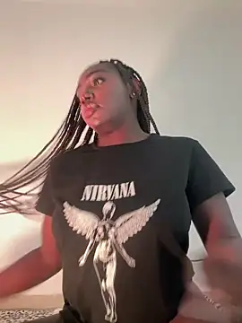 Snapshot of alissradiante1 chatting on February 14, 2026, 3:36 am alissradiante1 online show from February 14, 2026, 3:36 am