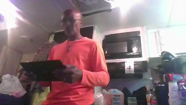 Snapshot of badboy2u2025 chatting on November 13, 2025, 12:20 am badboy2u2025 online show from November 13, 2025, 12:20 am