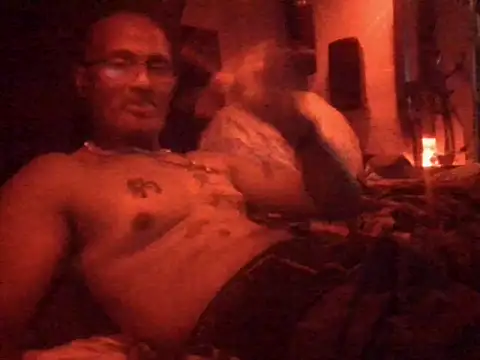 badboy2u2025 online show from April 13, 2026, 6:08 am