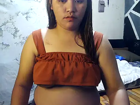 Snapshot of Pinaymiccah26 chatting on October 14, 2025, 6:36 am Pinaymiccah26 online show from October 14, 2025, 6:36 am