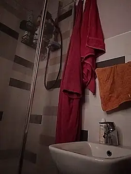 Snapshot of h4cMorganaEvelynn chatting on November 18, 2025, 10:03 pm h4cMorganaEvelynn online show from November 18, 2025, 10:03 pm