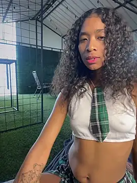 Snapshot of SweetCheeksXXX chatting on July 2, 2026, 9:32 pm SweetCheeksXXX online show from July 2, 2026, 9:32 pm