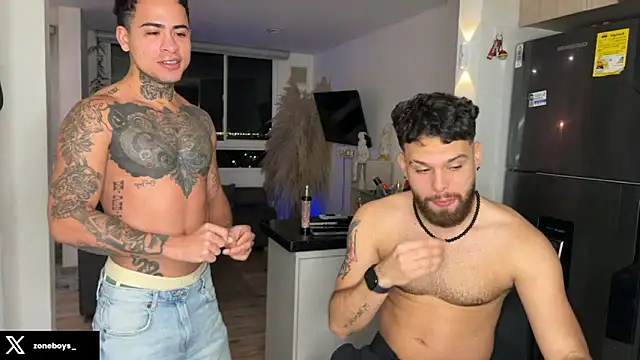 Snapshot of zoneboys chatting on February 19, 2026, 2:51 am zoneboys online show from February 19, 2026, 2:51 am