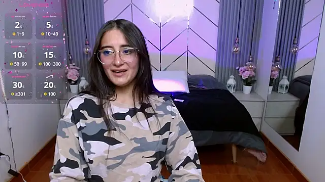 alesiamoore online show from March 24, 2026, 3:50 pm