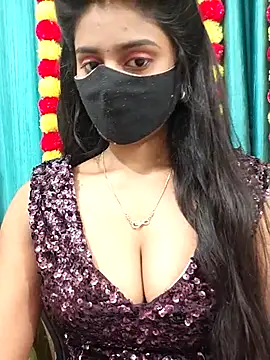 Aanya hotty online show from October 29, 2025, 4:31 pm