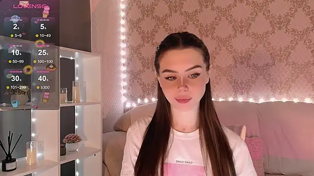 HolyMiax online show from December 2, 2025, 3:34 am