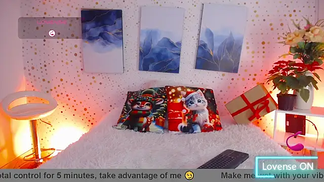 EmmaJhomson online show from December 22, 2025, 12:46 pm