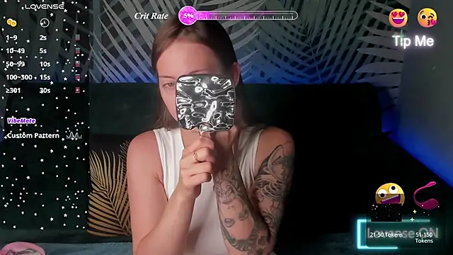 ChristyCrayme online show from June 25, 2026, 10:14 pm