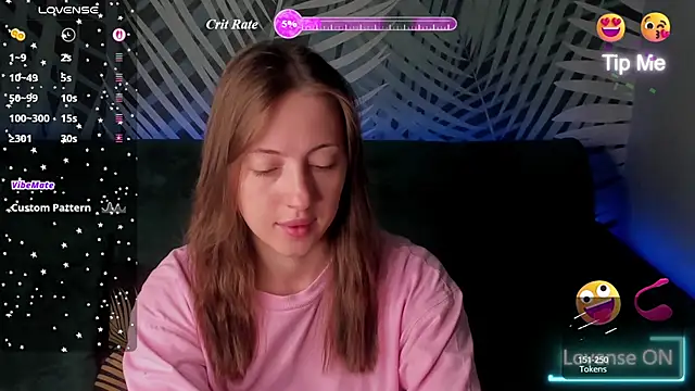 ChristyCrayme online show from July 14, 2026, 10:04 pm