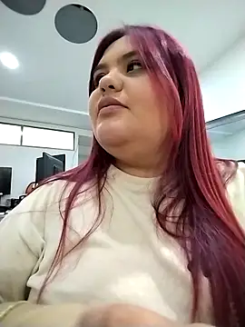 Snapshot of Dolce_pearl chatting on October 11, 2025, 3:06 am Dolce pearl online show from October 11, 2025, 3:06 am