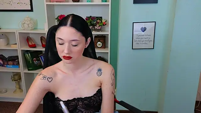 Ivanna  Rose online show from October 17, 2025, 5:37 pm