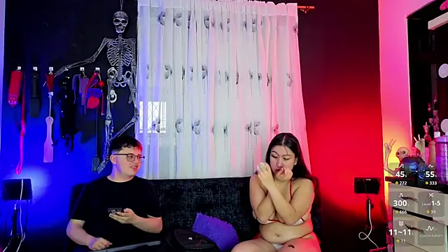 Snapshot of Cleo_Ace chatting on April 5, 2026, 12:46 pm Cleo Ace online show from April 5, 2026, 12:46 pm