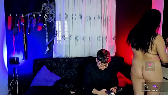 Snapshot of Cleo_Ace chatting on April 15, 2026, 1:07 pm Cleo Ace online show from April 15, 2026, 1:07 pm