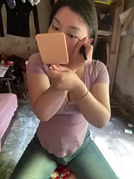 chenyu0308 online show from April 18, 2026, 2:48 am