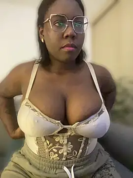 Alexia 24 online show from July 11, 2026, 3:42 am