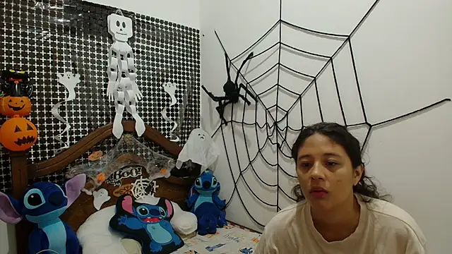 Snapshot of Aria_Arthur chatting on October 21, 2025, 10:05 am Aria Arthur online show from October 21, 2025, 10:05 am