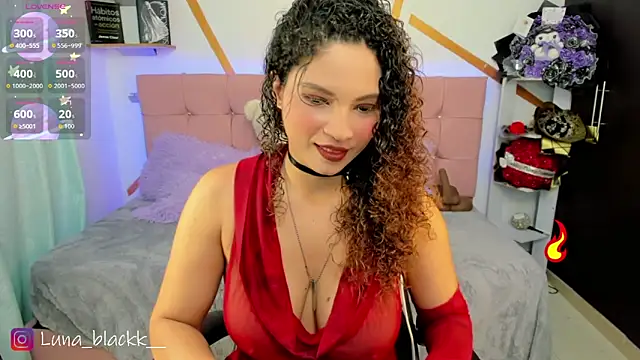 Snapshot of Luna_blackk chatting on June 18, 2026, 9:08 pm Luna blackk online show from June 18, 2026, 9:08 pm