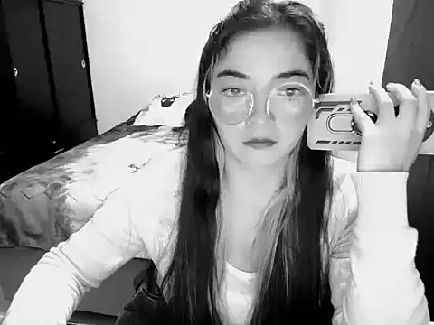 Snapshot of Came-II chatting on February 19, 2026, 1:12 am Came-II online show from February 19, 2026, 1:12 am