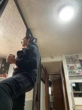 SALOME KORLAND online show from March 25, 2026, 5:08 pm