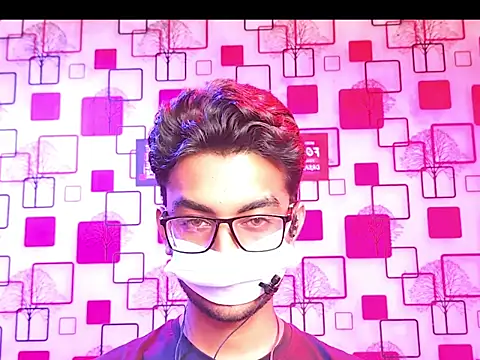 Snapshot of ChiseledCharm chatting on September 20, 2025, 8:21 pm ChiseledCharm online show from September 20, 2025, 8:21 pm