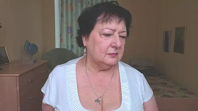 Snapshot of Margo_Moll chatting on January 10, 2026, 8:49 am Margo Moll online show from January 10, 2026, 8:49 am