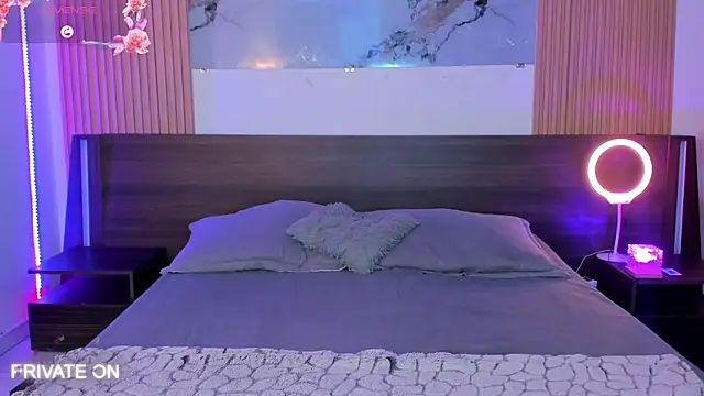 samanthaa moon online show from November 25, 2025, 11:38 pm