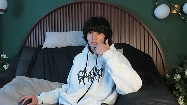 Diamond twink online show from July 22, 2026, 8:06 am