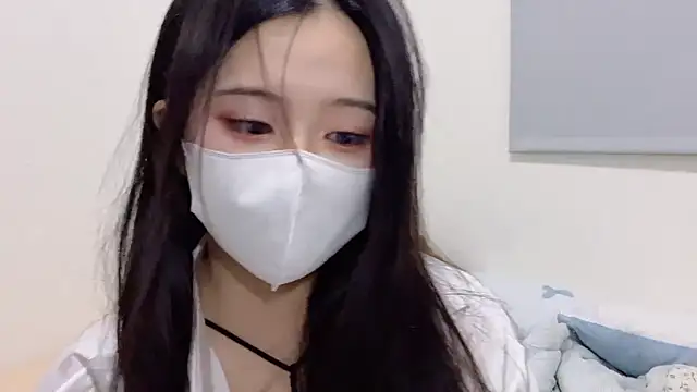 Snapshot of LHeart chatting on September 27, 2025, 1:49 pm LHeart online show from September 27, 2025, 1:49 pm