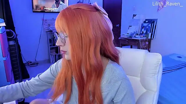 Snapshot of Lilith_Raven_ chatting on September 16, 2025, 3:18 am Lilith Raven online show from September 16, 2025, 3:18 am