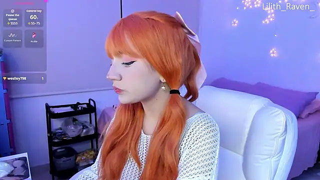 Snapshot of Lilith_Raven_ chatting on September 26, 2025, 3:43 am Lilith Raven online show from September 26, 2025, 3:43 am