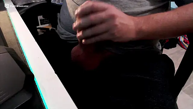 Snapshot of elgigologigante chatting on October 23, 2025, 5:33 pm elgigologigante online show from October 23, 2025, 5:33 pm