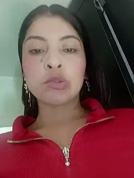 Fox Roxxan online show from December 2, 2025, 3:01 am