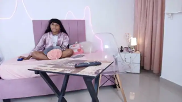 Snapshot of Andre_lezcano chatting on February 5, 2026, 9:19 pm Andre lezcano online show from February 5, 2026, 9:19 pm